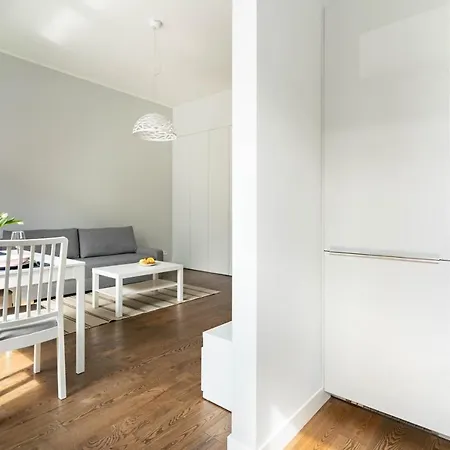 Ina Rent - Riverview Apartament